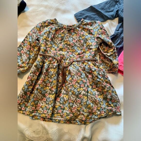 Bundle of 3 Carter’s 12 month items - Picture 4 of 7